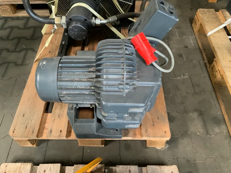 Rietschle SKG 300 -2.01 Vakuumpumpe Seitenkanalverdichter